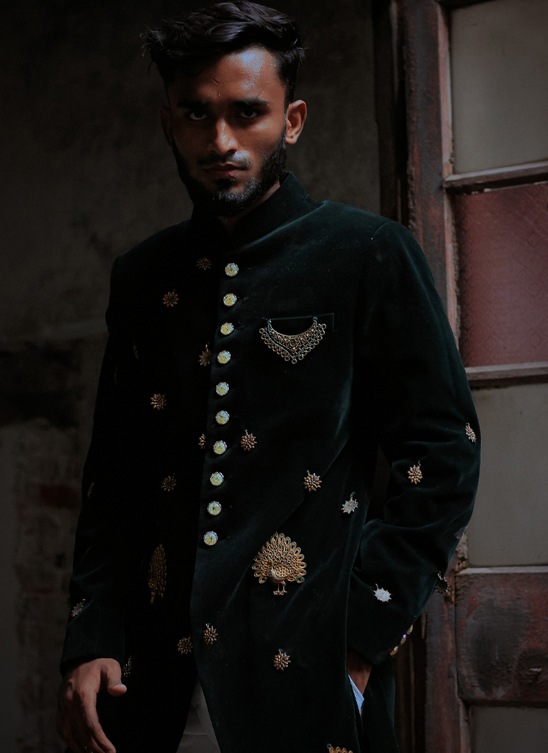 Customized-Suits-for-Men-at-Best-Price